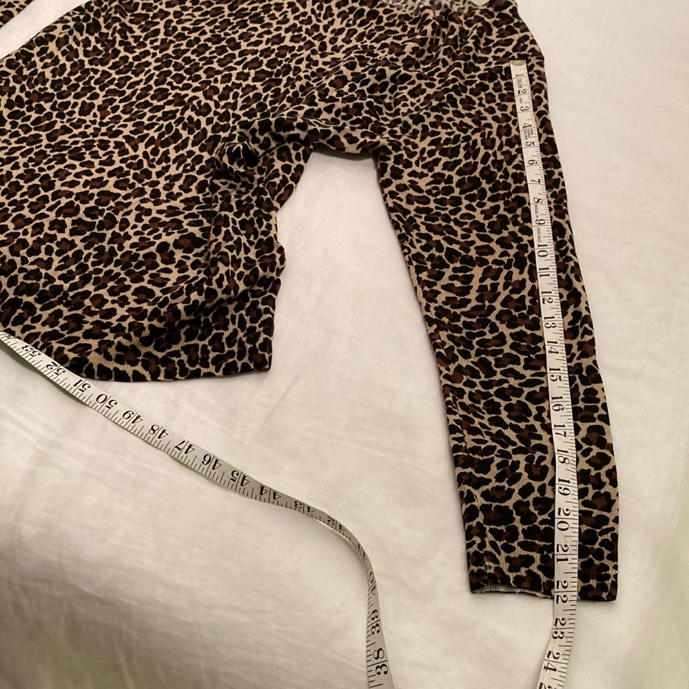 J. Crew 100% merino Leopard Print Long Sleeve Top L - Picture 7 of 14